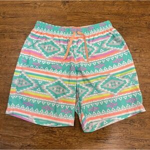 Chubbies Green Geometric Aztec Tribal Lined Swim Trunks Shorts 7" Inseam Men's L